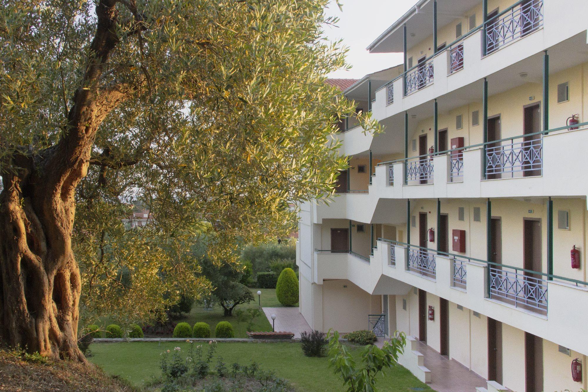 Julia Hotel Fourka Luaran gambar