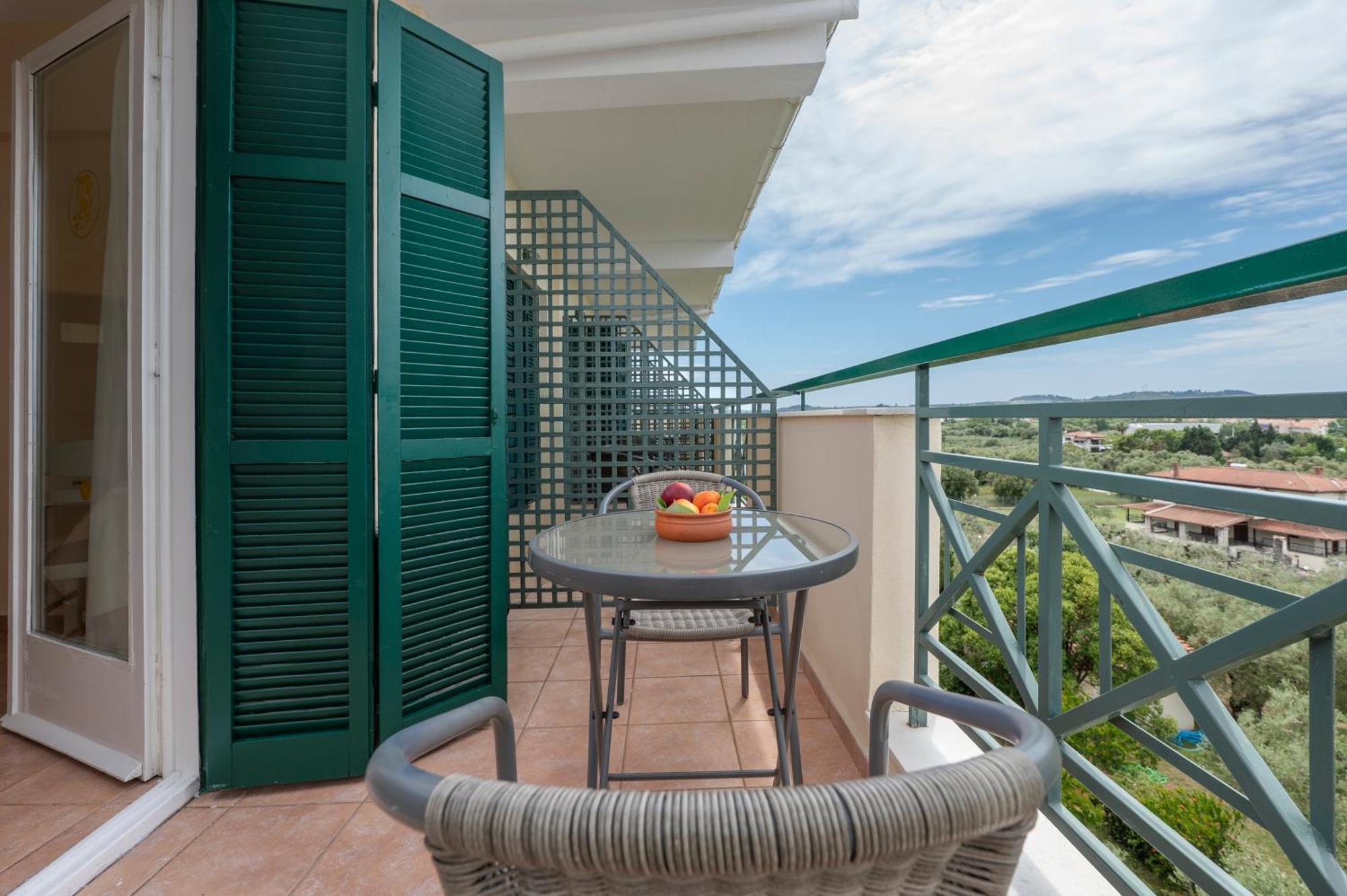 Julia Hotel Fourka Luaran gambar